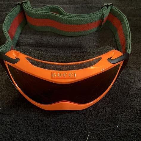 authentic gucci goggles.